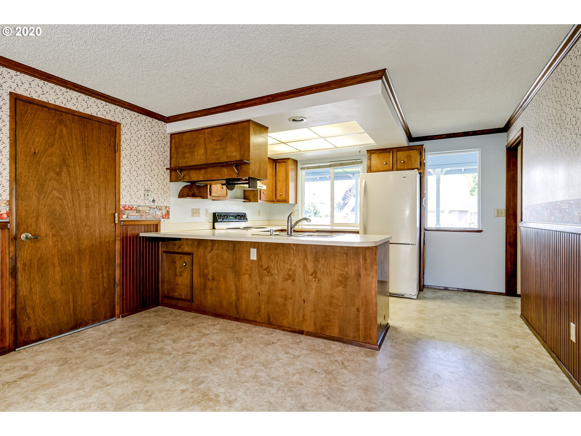 7119 C Street Springfield, OR 97478 - Photo 15 of 32