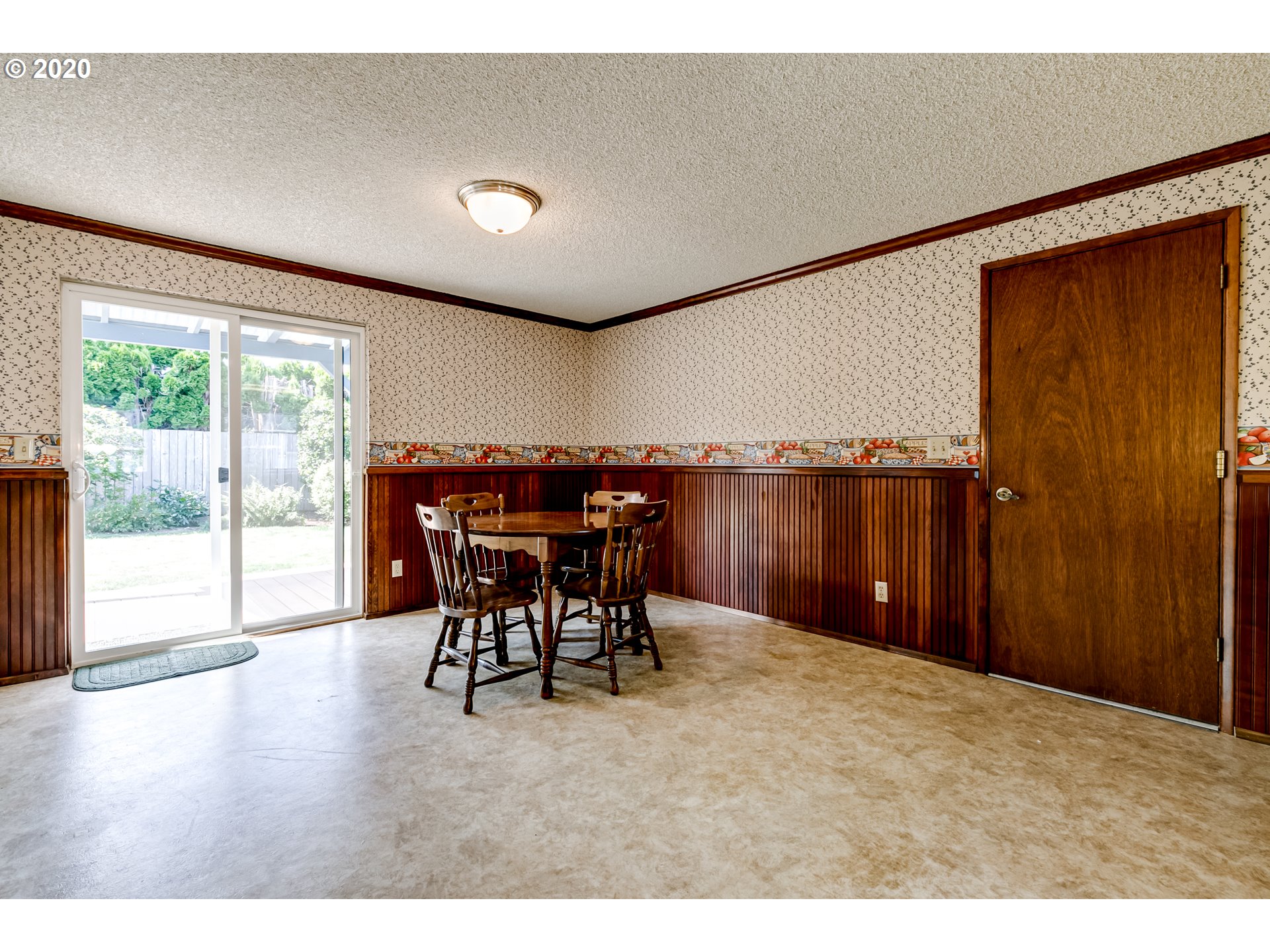 7119 C Street Springfield, OR 97478 - Photo 16 of 32