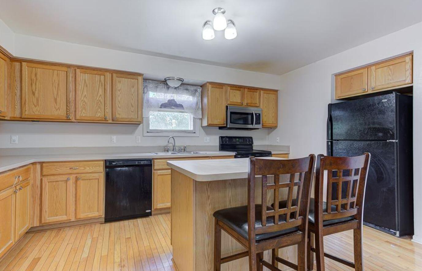 44741 Cherry Hill Road Canton, MI 48188 - Photo 13 of 27 13