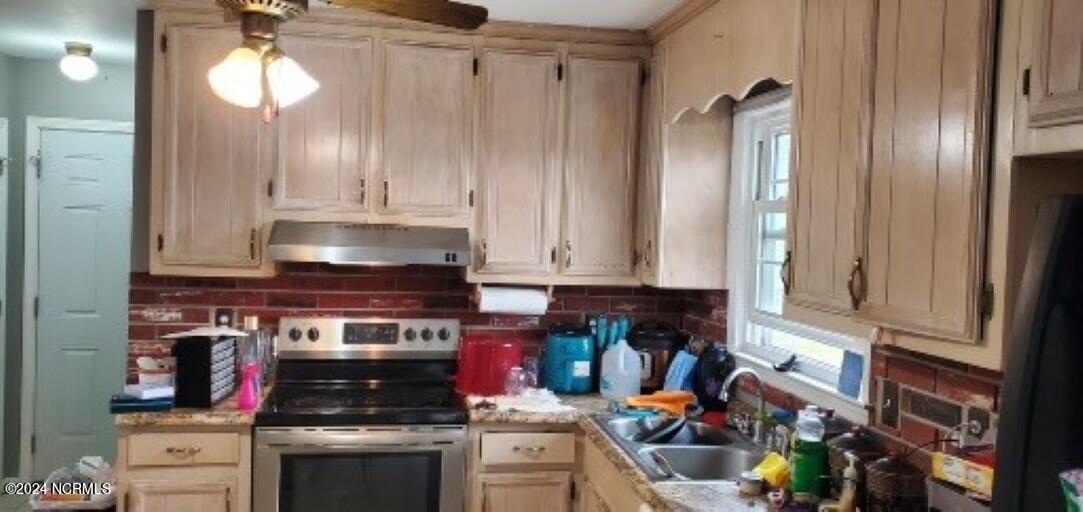 802 Paul Road Newport, NC 28570 - Photo 4 of 12 Great Kitchen