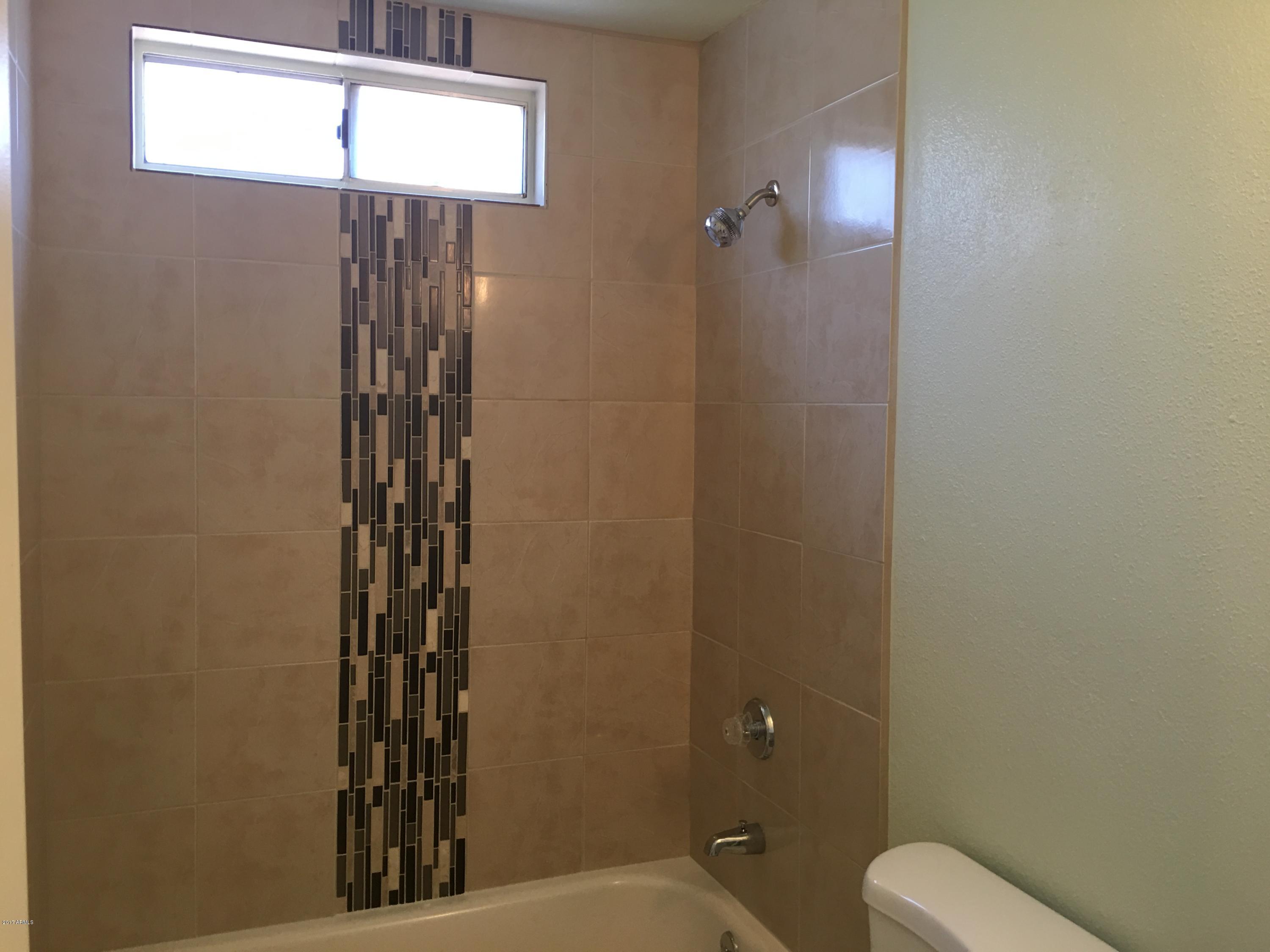 1541 West Vineyard Road Phoenix, AZ 85041 - Photo 15 of 30 IMG_5791
