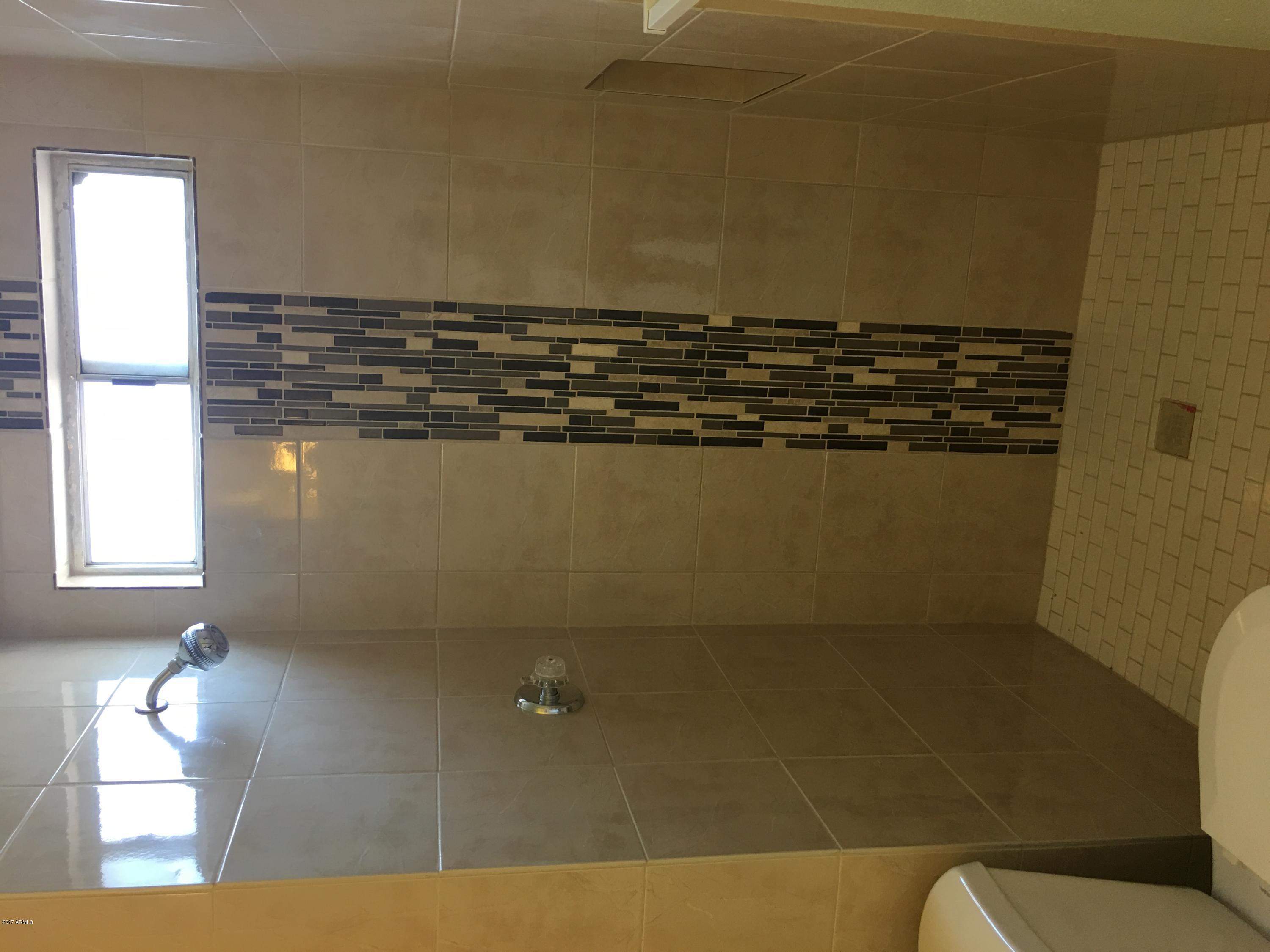 1541 West Vineyard Road Phoenix, AZ 85041 - Photo 16 of 30 IMG_5794