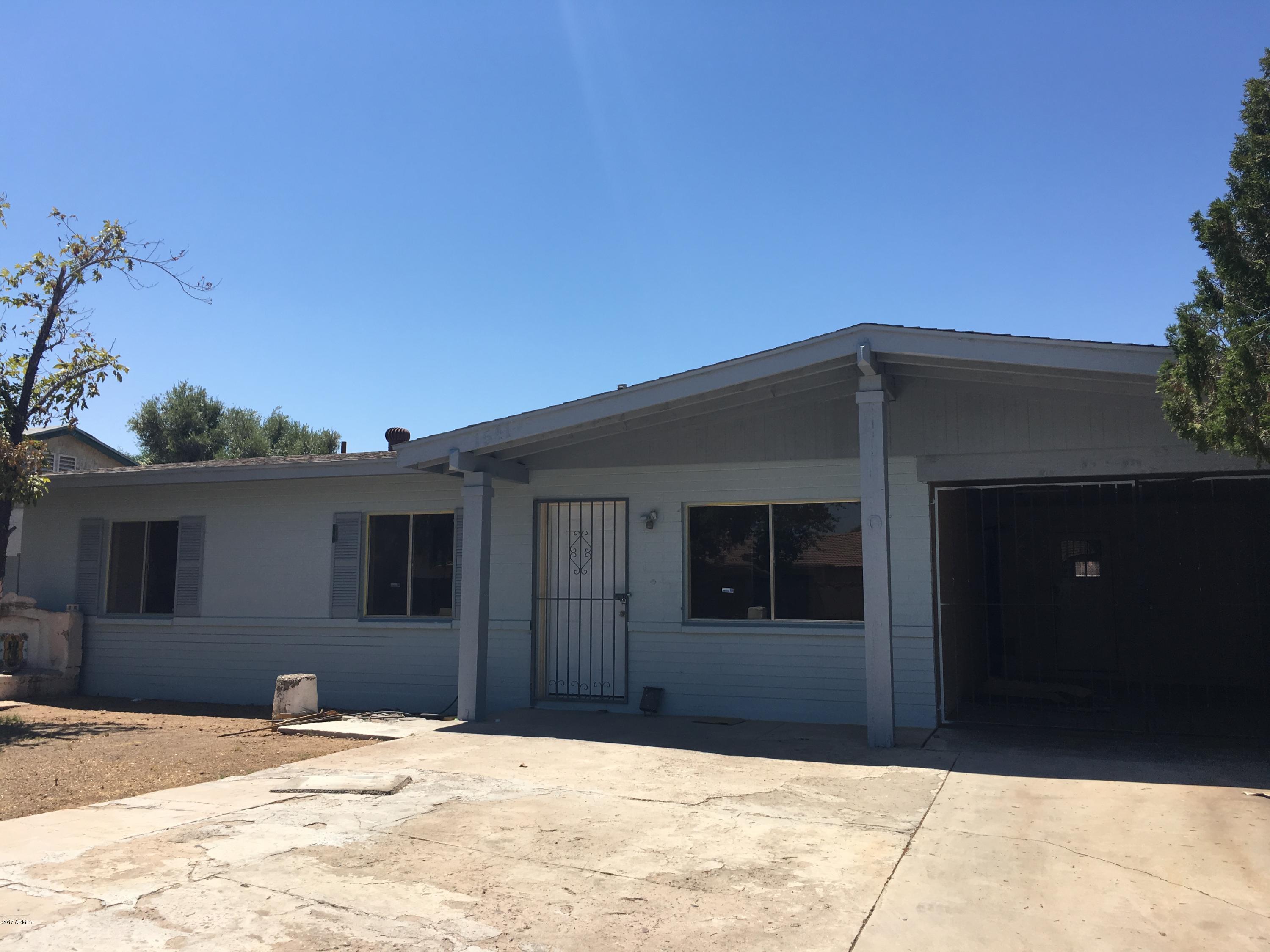 1541 West Vineyard Road Phoenix, AZ 85041 - Photo 2 of 30 IMG_5771