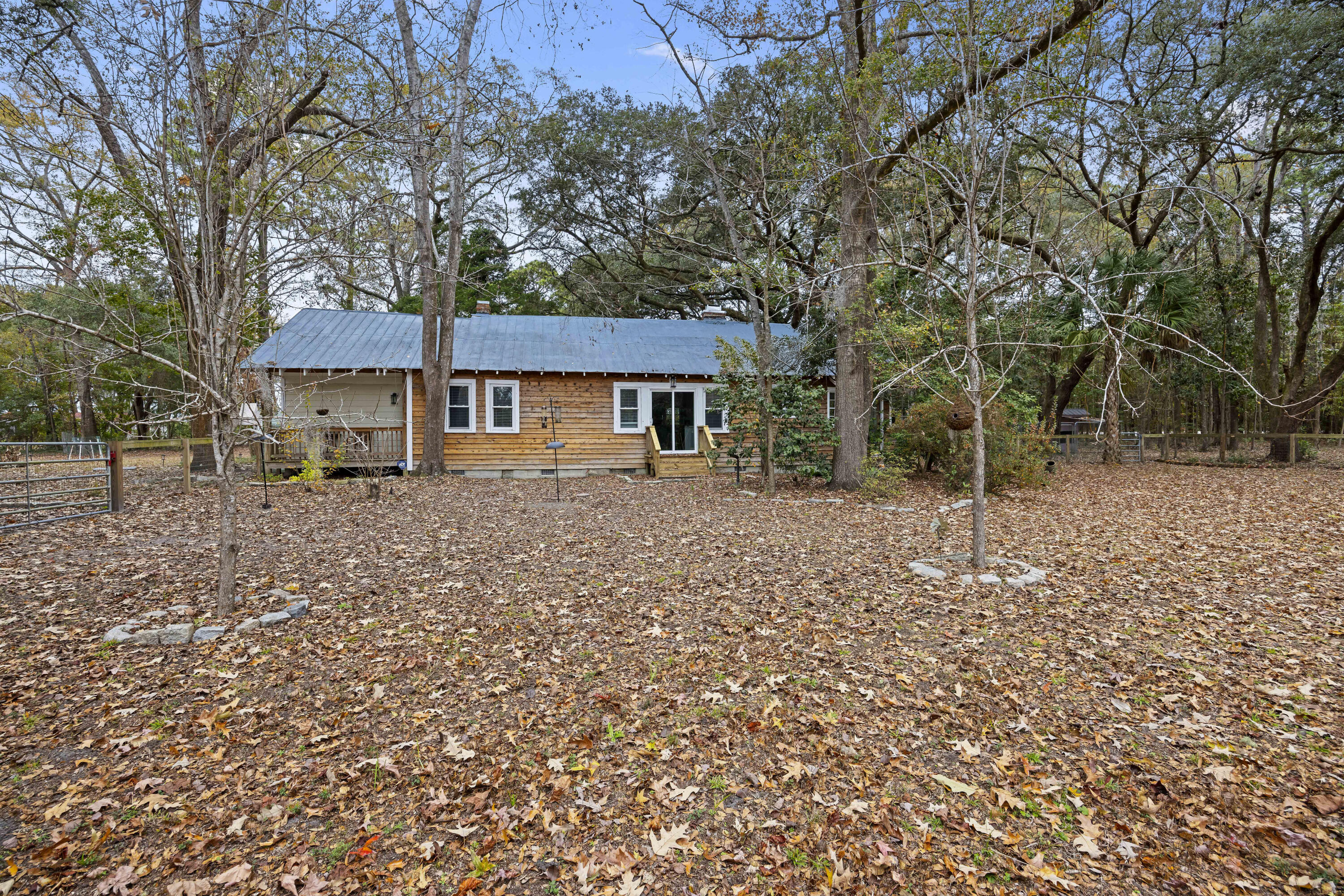 7275 Highway 162 Hollywood, SC 29449 - Photo 6 of 39 Photo Dec 23 2025, 1 10 40 PM