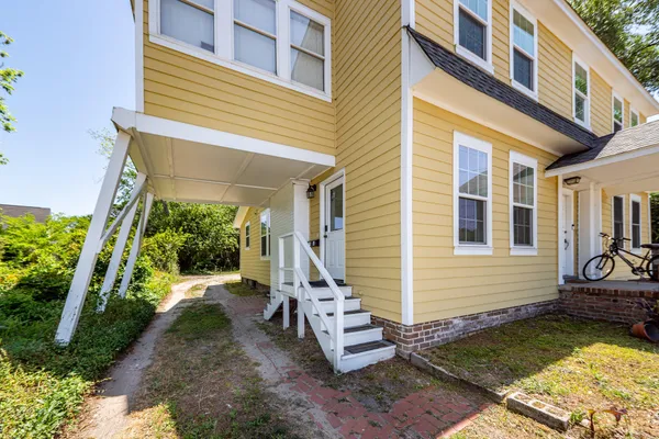 $1,600 | 89 Folly Rd Boulevard, Unit A, Charleston, SC 29407