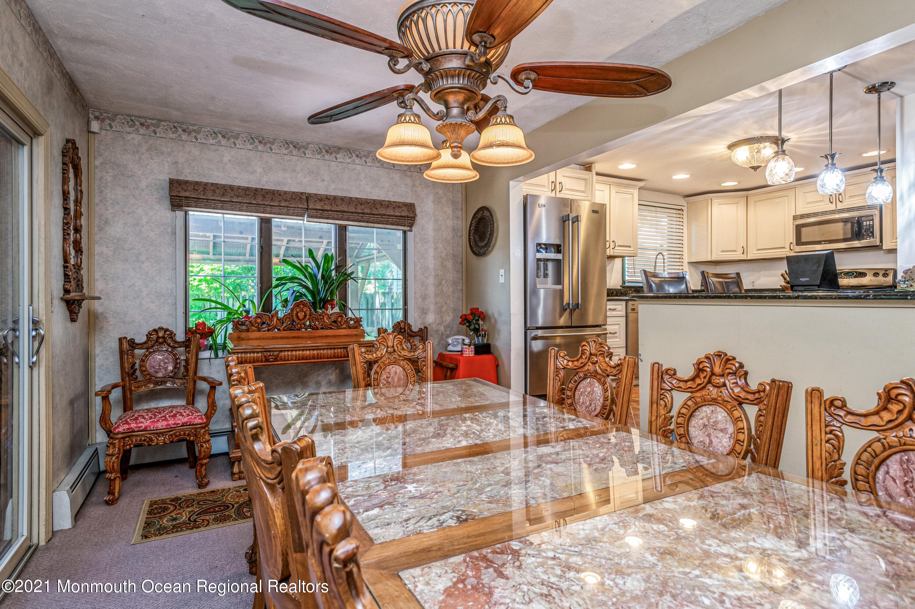 1133 Roe Avenue Point Pleasant, NJ 08742 - Photo 11 of 21 10_1133RoeAvenue_369002_DiningRoom_HiRes