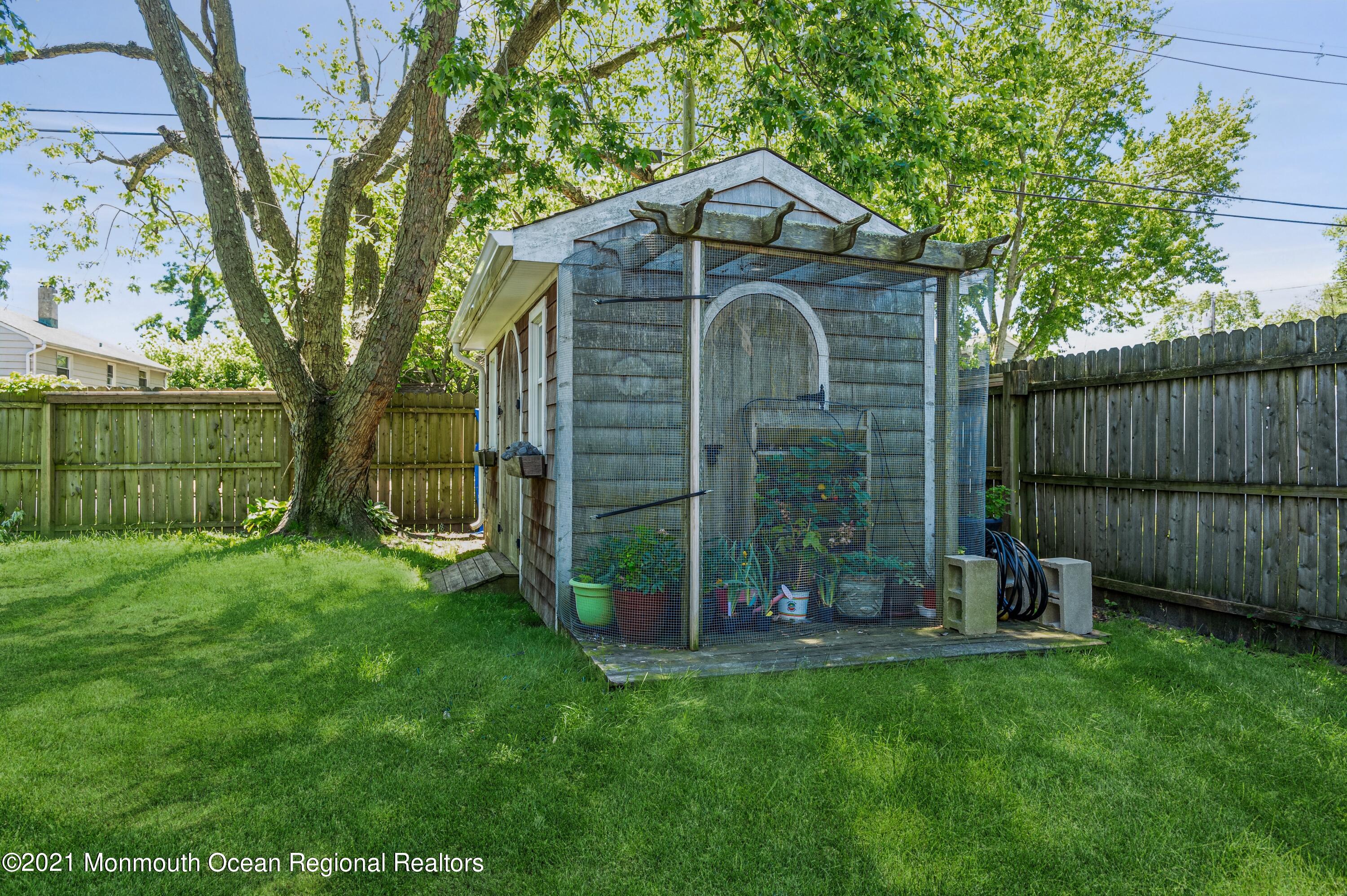 1133 Roe Avenue Point Pleasant, NJ 08742 - Photo 21 of 21 24_1133RoeAvenue_27_SideYard_HiRes