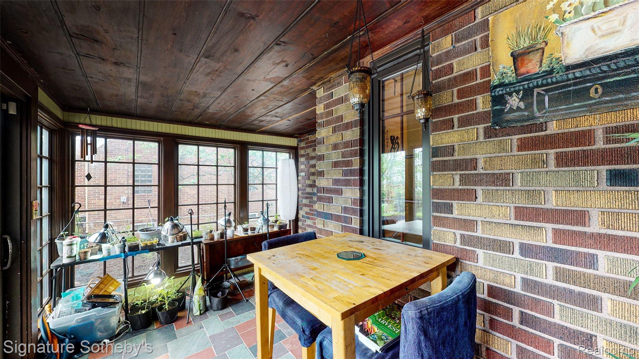 1024 Nottingham Road Grosse Pointe, MI 48230 - Photo 30 of 38 Sunroom (1).jpg
