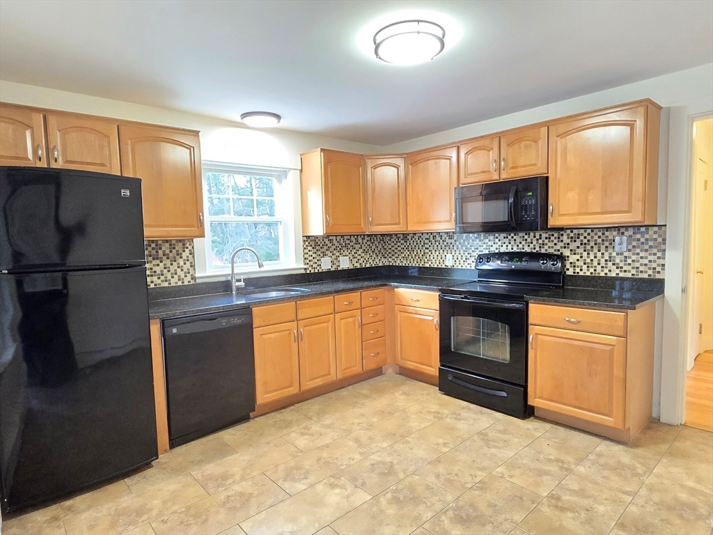 12 Alfred Road Ashland, MA 01721 - Photo 9 of 27 Gallery Image 9