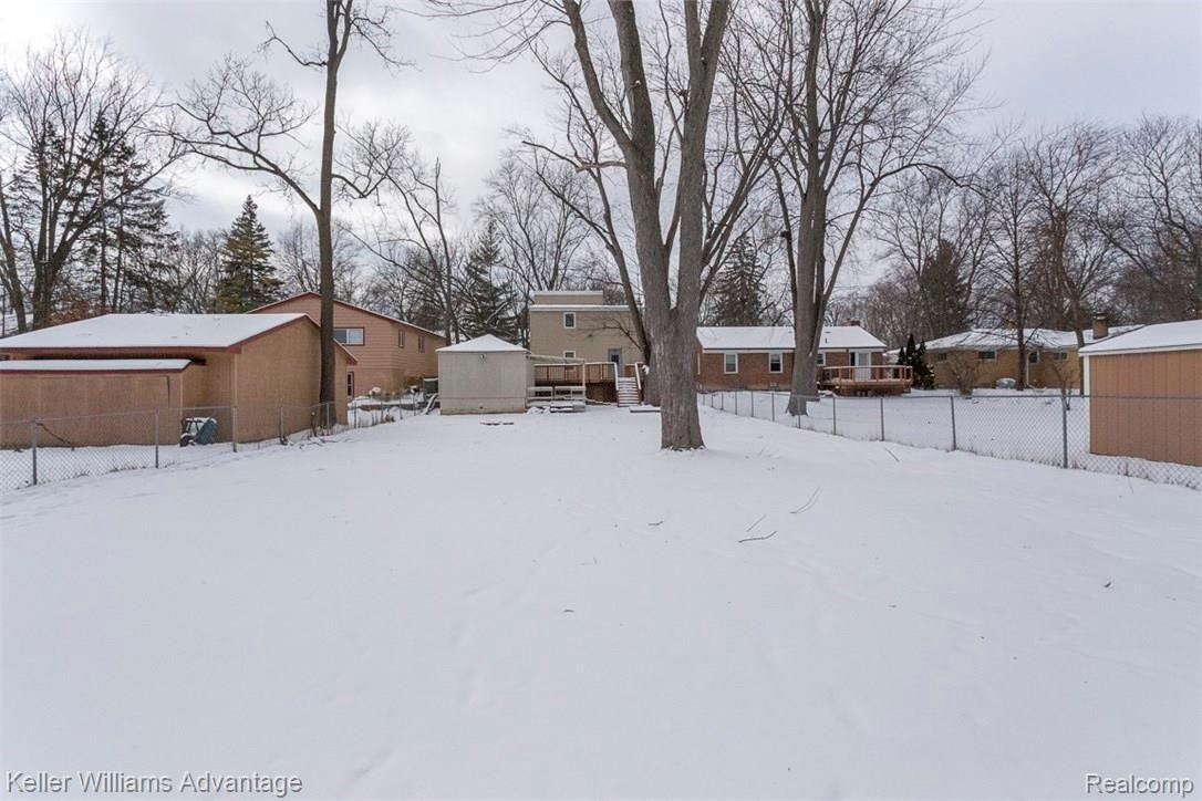 22620 Power Road Farmington, MI 48336 - Photo 28 of 32 39-Power Rd_22620.jpg