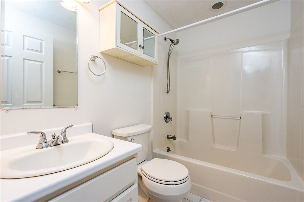 9 Longwood Road, Unit 239 Mashpee, MA 02649 - Photo 23 of 42 Gallery Image 23