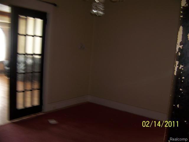 102_1060 (Small)
