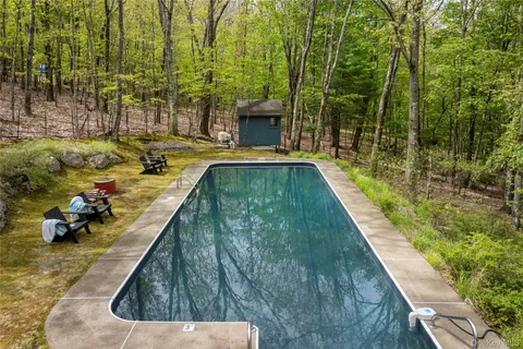 $1,150,000 | 1 Van Bueran Drive, Hillsdale, NY 12529