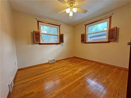 $260,000 | 9550 Laurel Avenue, Irwin, PA 15642