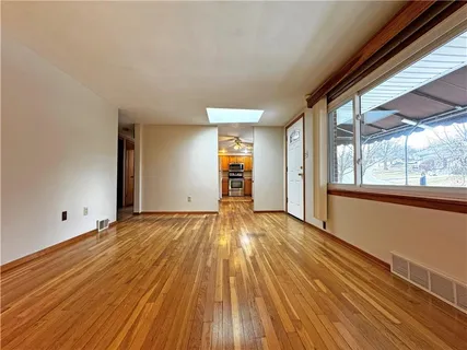 $260,000 | 9550 Laurel Avenue, Irwin, PA 15642