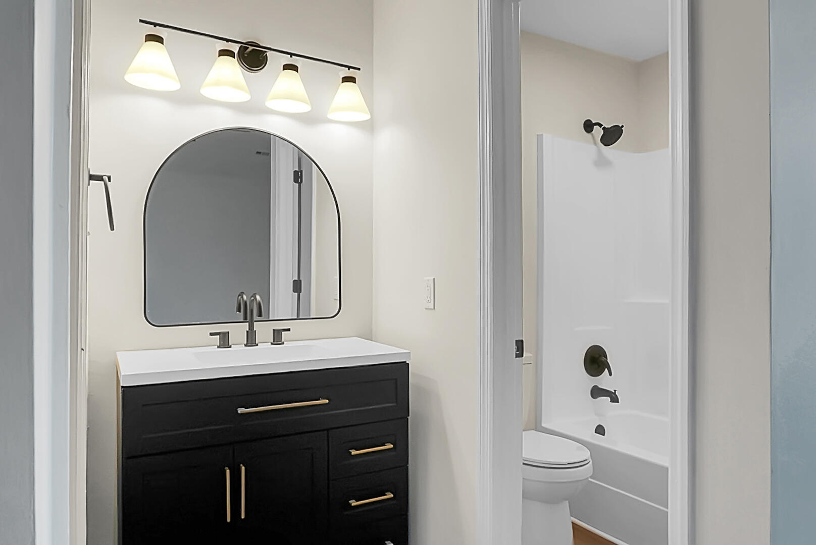 7650 Oldridge Road North Charleston, SC 29418 - Photo 12 of 21 DSC08472