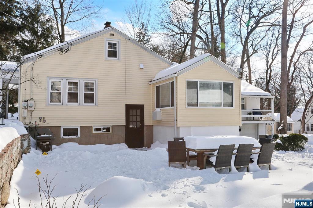 2 Maysenger Road Mahwah, NJ 07430 - Photo 38 of 48