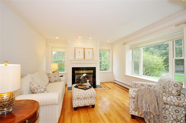 460 Westford Road Concord, MA 01742 - Photo 4 of 24 Gallery Image 4