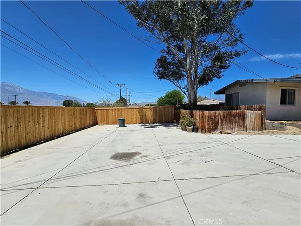 $1,700 | 66051 3rd Street, Desert Hot Springs, CA 92240