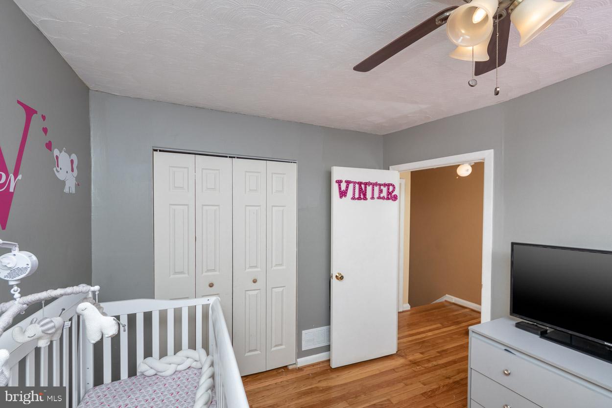 662 Queensgate Road Baltimore, MD 21229 - Photo 14 of 26 Bedroom