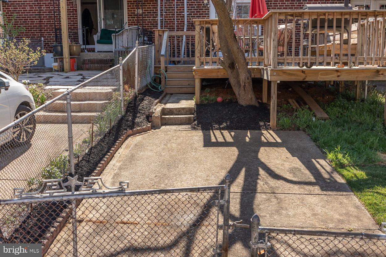 662 Queensgate Road Baltimore, MD 21229 - Photo 26 of 26 Parking Pad