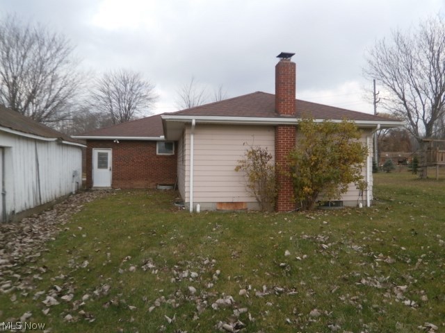 17533 Mayfield Road Windsor, OH 44099 - Photo 2 of 14