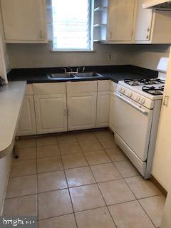 622 Andover Road Upper Darby, PA 19082 - Photo 2 of 8