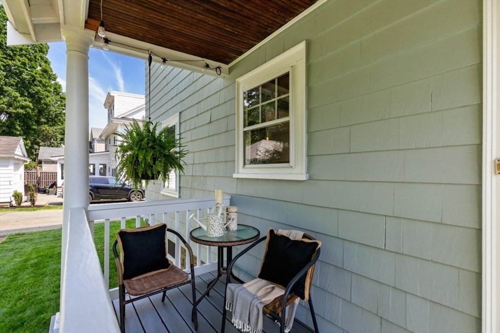 8 Berkeley Street Reading, MA 01867 - Photo 29 of 32