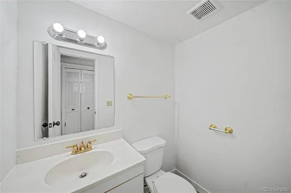 $2,095 | 165 Glenn Place, Pueblo, CO 81001