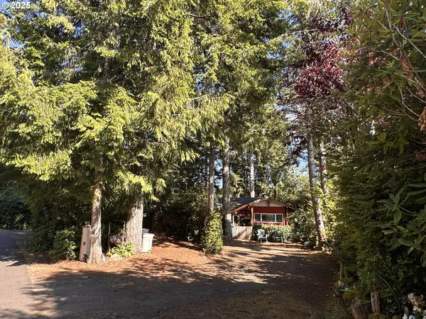 $289,500 | 151 Outer Drive, Florence, OR 97439