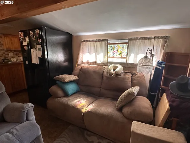 $289,500 | 151 Outer Drive, Florence, OR 97439