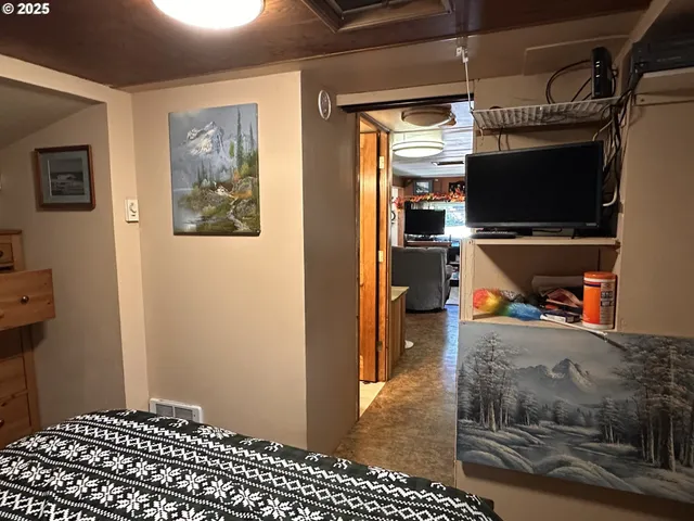 $289,500 | 151 Outer Drive, Florence, OR 97439