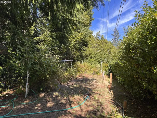 $289,500 | 151 Outer Drive, Florence, OR 97439