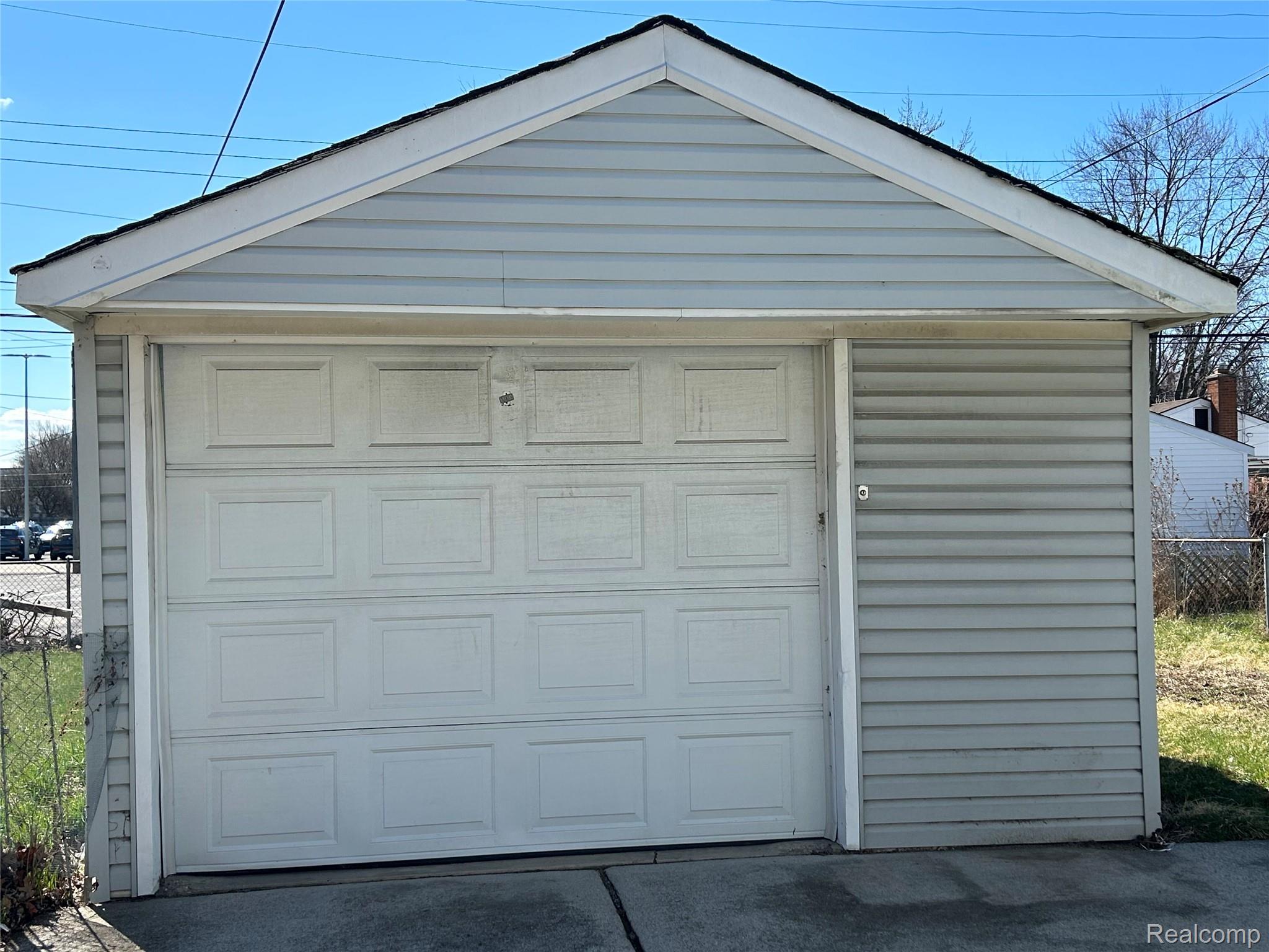 7546 Sterling Street Center Line, MI 48015 - Photo 28 of 29 IMG_6703.jpeg