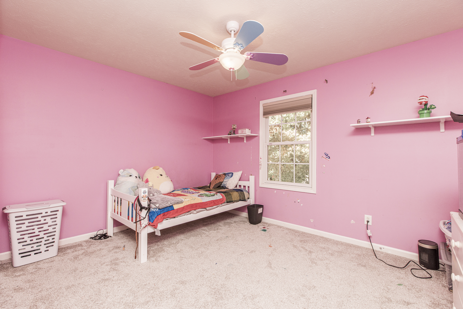 1111 Chippewa Street Normal, IL 61761 - Photo 24 of 35 a living room with furniture and a chandelier