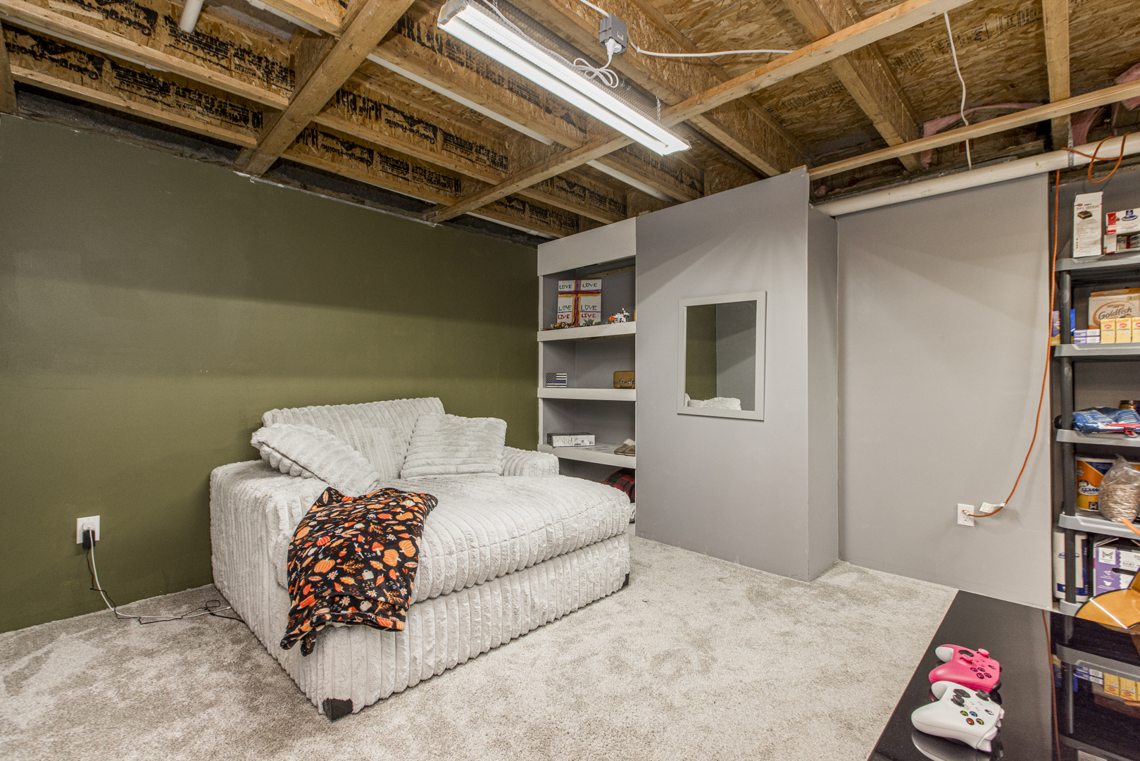 1111 Chippewa Street Normal, IL 61761 - Photo 27 of 35 a living room with furniture