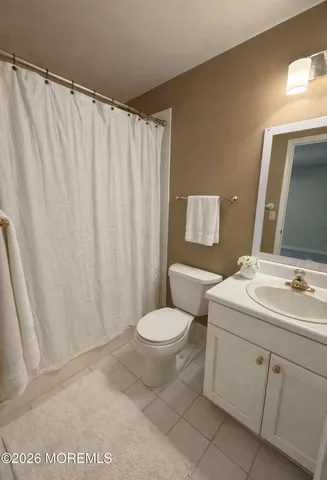 $385,000 | 25 Thoroughbred Fare, Tinton Falls, NJ 07753