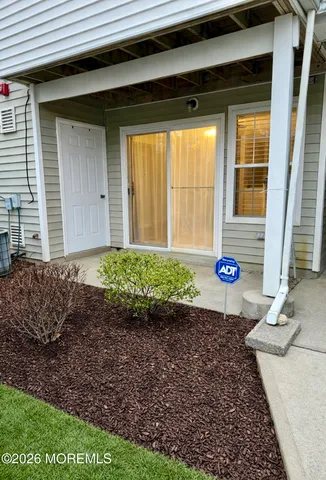 $385,000 | 25 Thoroughbred Fare, Tinton Falls, NJ 07753