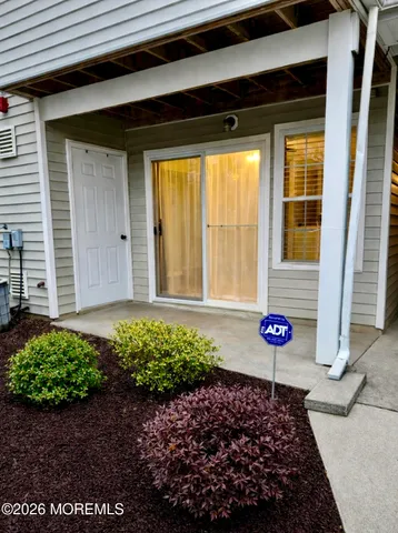 $385,000 | 25 Thoroughbred Fare, Tinton Falls, NJ 07753