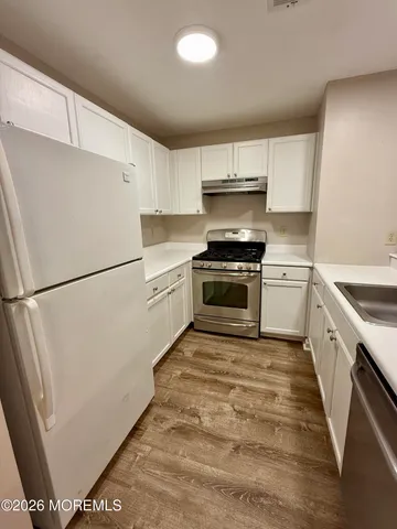 $385,000 | 25 Thoroughbred Fare, Tinton Falls, NJ 07753