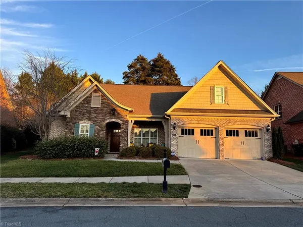 $669,900 | 5563 Foxgate Circle, Winston-Salem, NC 27106