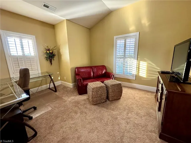 $669,900 | 5563 Foxgate Circle, Winston-Salem, NC 27106