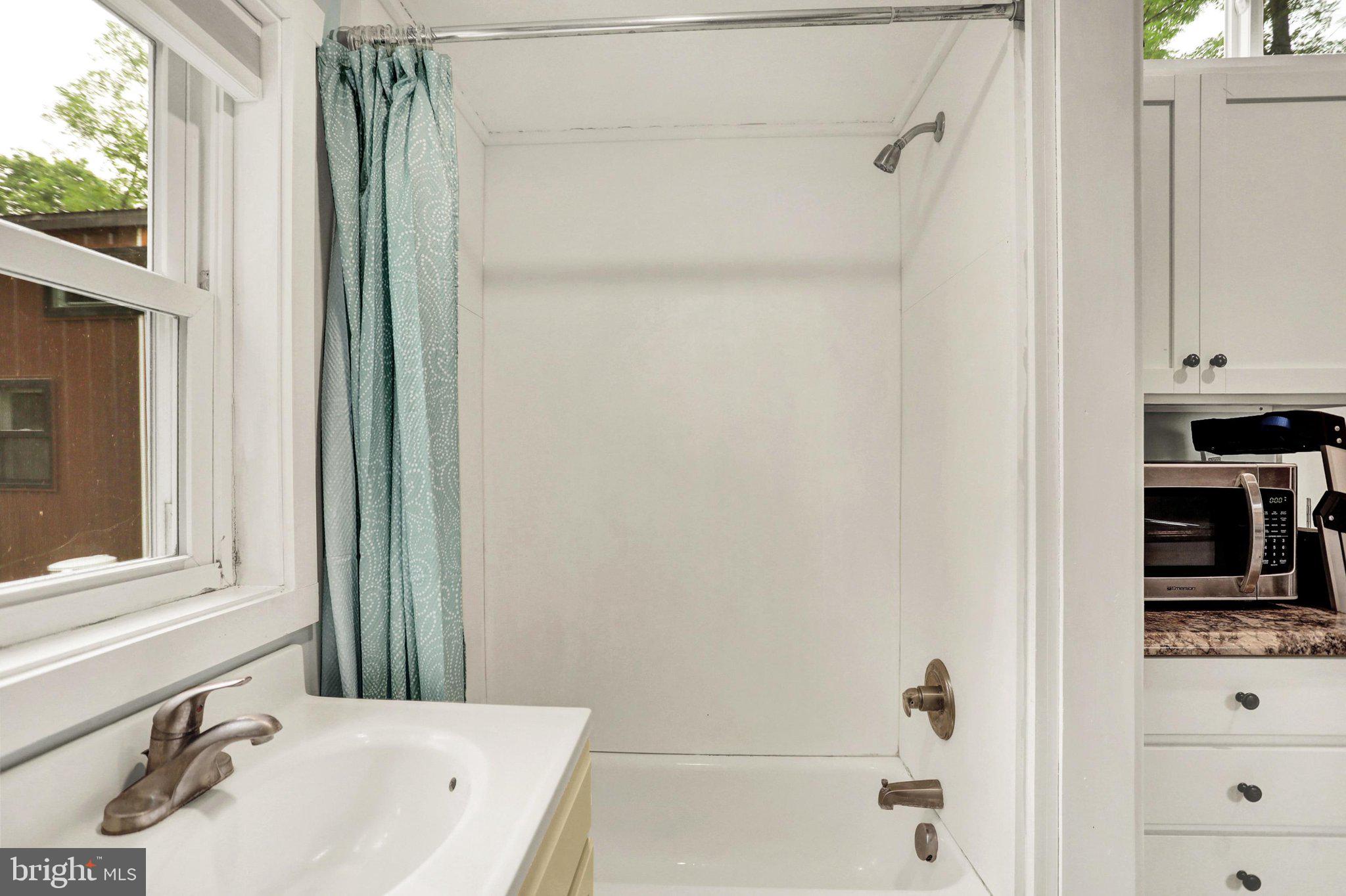 867 Schwanger Road, Unit 40 Elizabethtown, PA 17022 - Photo 3 of 21