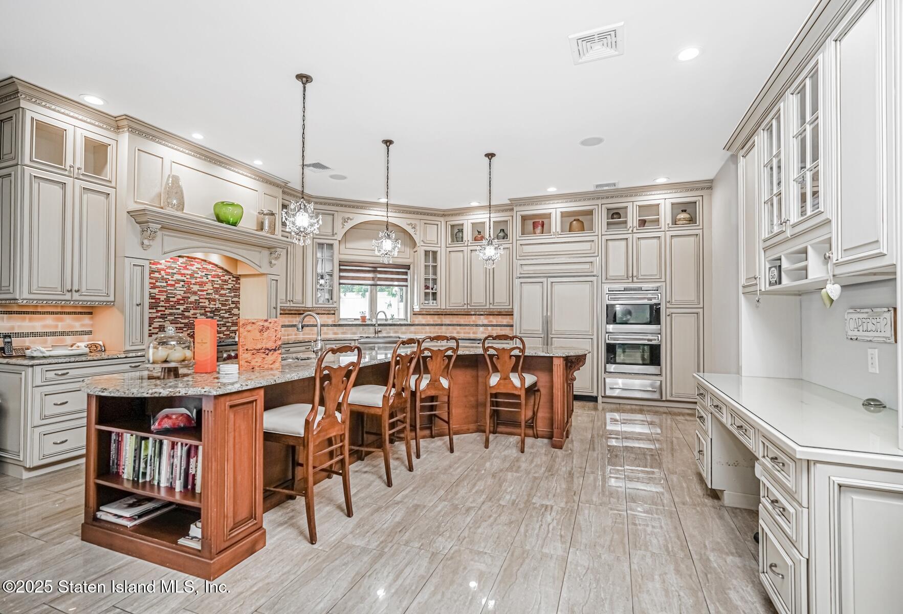 140 Craig Avenue Staten Island, NY 10307 - Photo 13 of 46 Photo Mar 06 2018, 7 01 37 PM