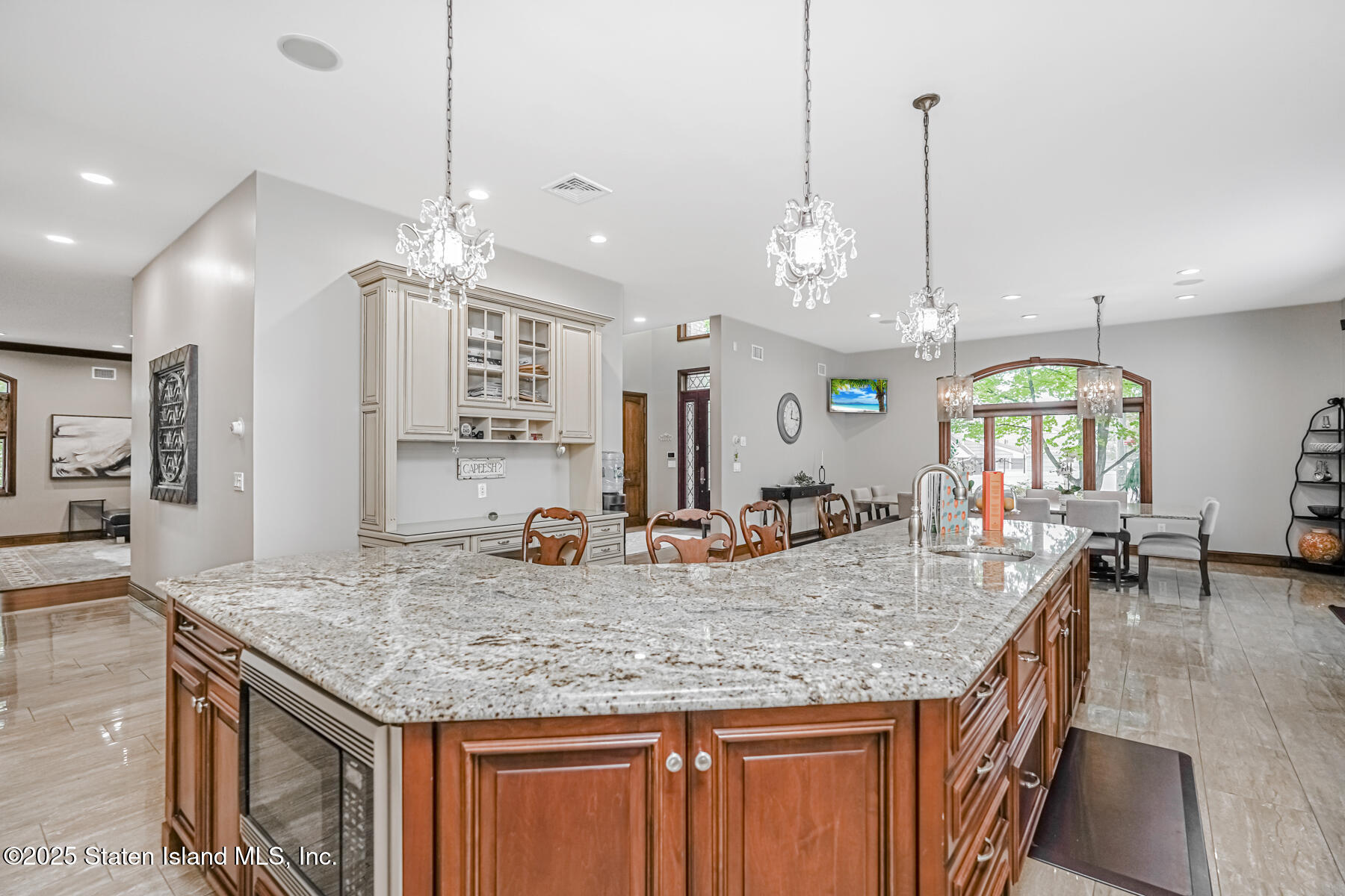 140 Craig Avenue Staten Island, NY 10307 - Photo 15 of 46 Photo Mar 06 2018, 7 02 23 PM