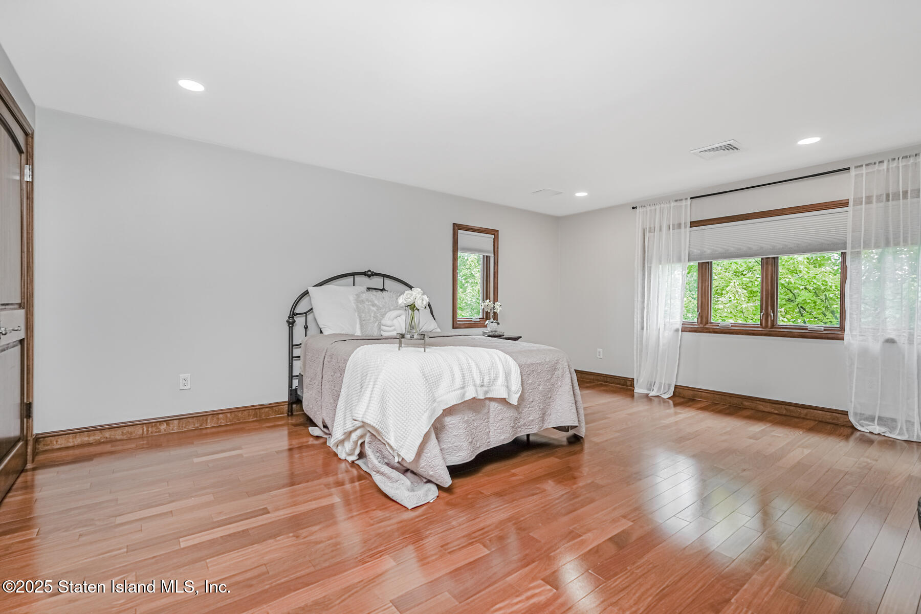 140 Craig Avenue Staten Island, NY 10307 - Photo 25 of 46 Photo Mar 06 2018, 7 07 42 PM