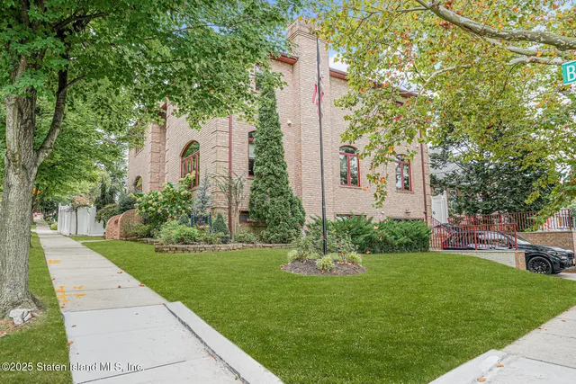 $1,899,000 | 140 Craig Avenue | Tottenville