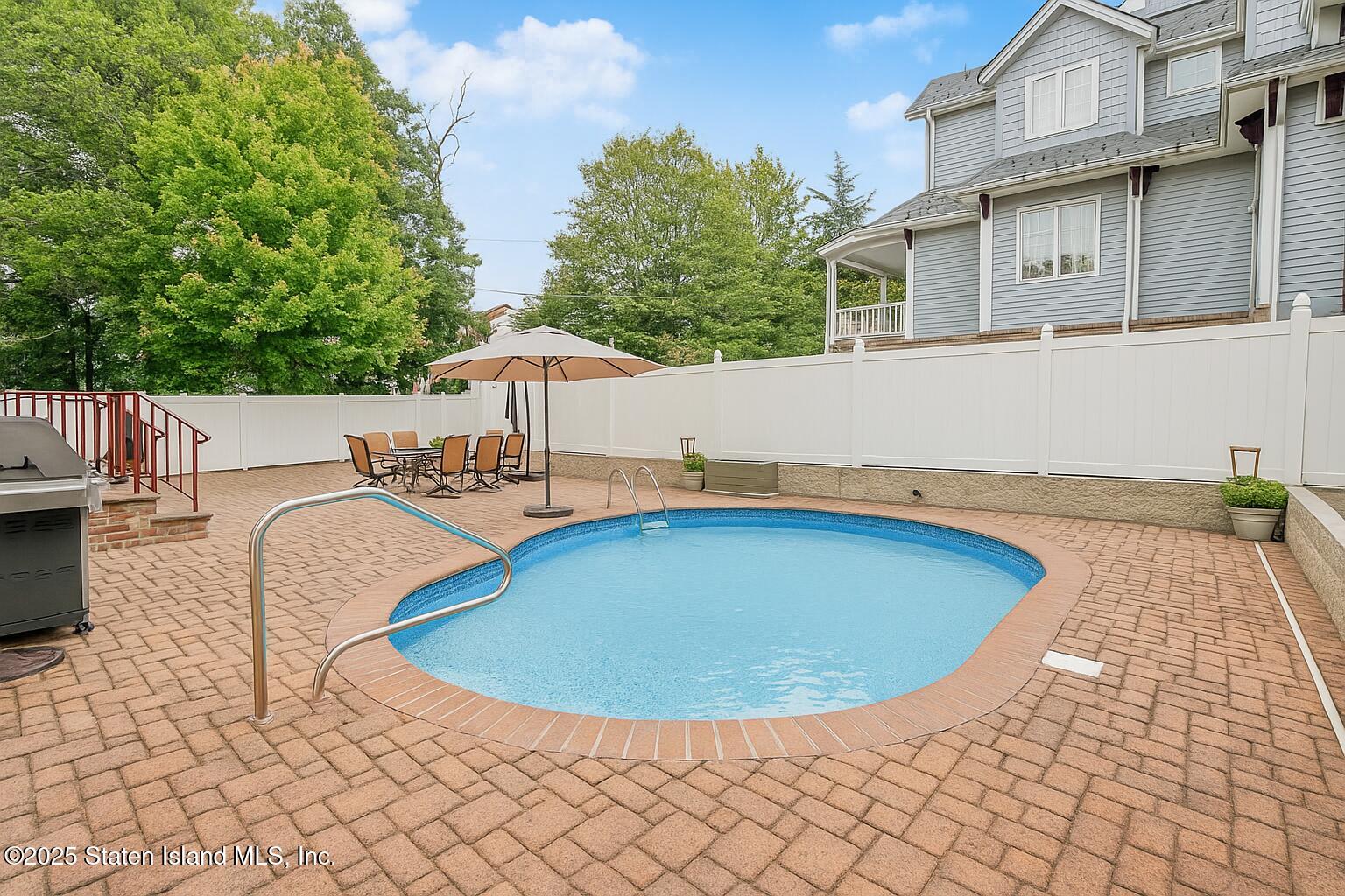 140 Craig Avenue Staten Island, NY 10307 - Photo 38 of 46 Photo Sep 25 2025, 6 11 28 PM (2)