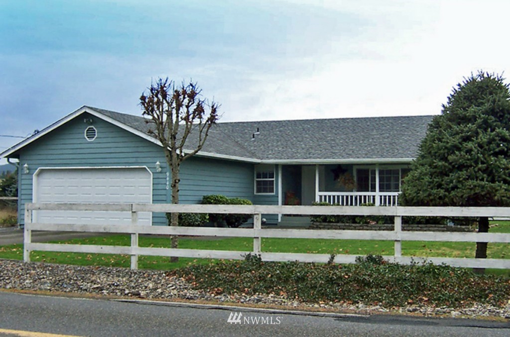 9440 180th Way Southwest Rochester, WA 98579 - Photo 1 of 15