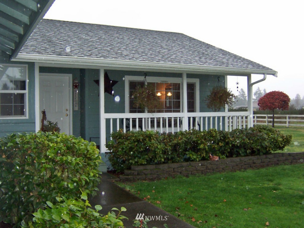 9440 180th Way Southwest Rochester, WA 98579 - Photo 2 of 15
